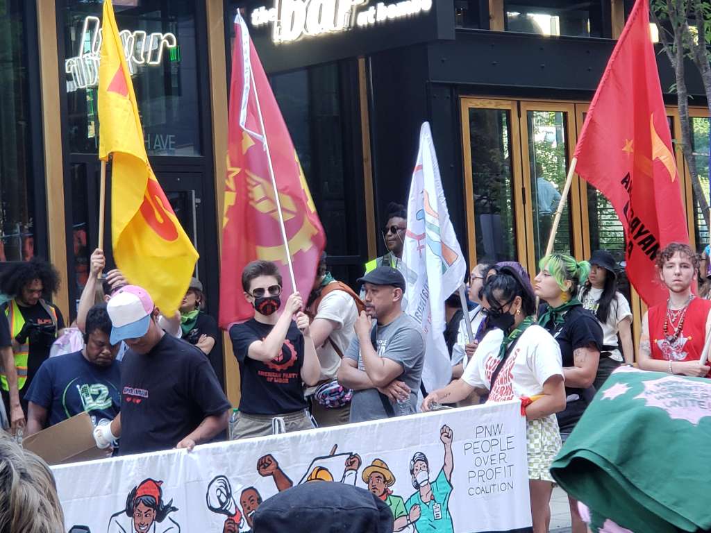 Workers, migrants, women join forces at Peoples’ Summit to oppose APEC