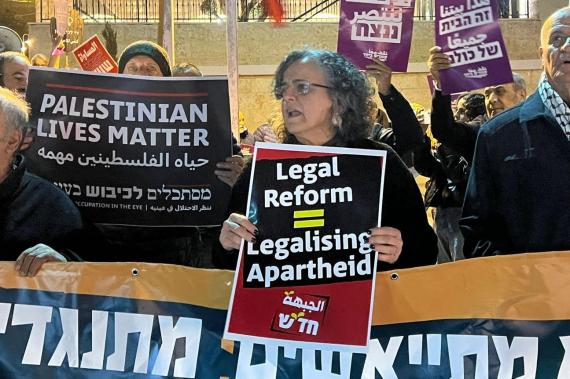 Suleiman, Communist in Israeli Parliament: “We must stop this crazy war!”