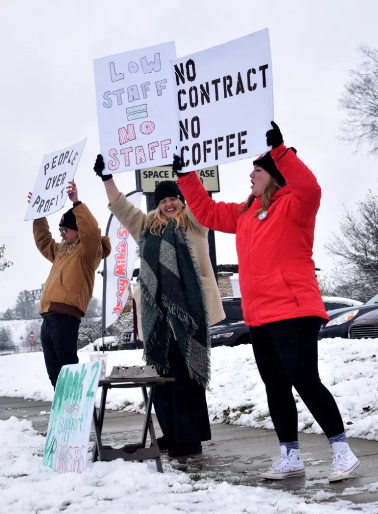 “No contract, no coffee!” Starbucks workers stand united against union-busting