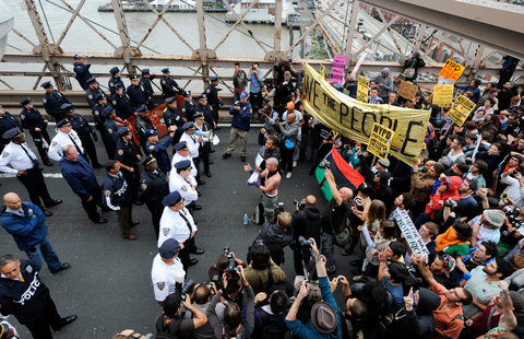 New York Pigs Arrest 700 Protesters At The Brooklyn Bridge