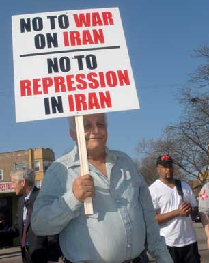 Undercover: Police Officer Connected to “NATO 5” Case Still Spying on Protest in Chicago