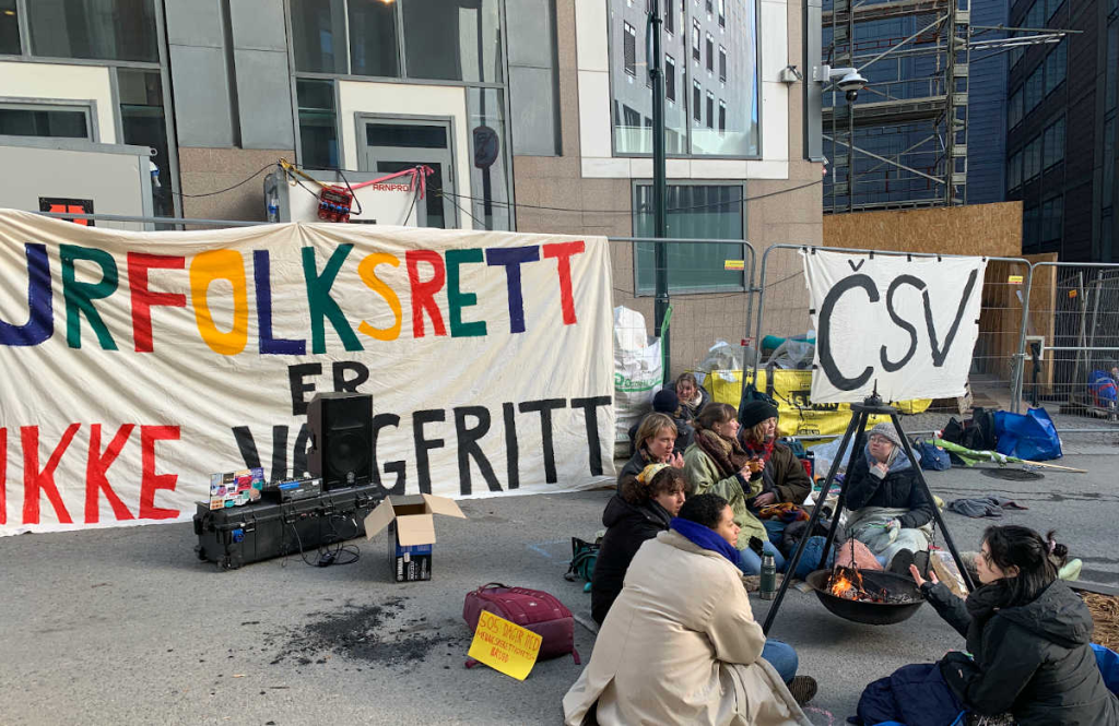 Remove the windmill farm from Fosen – we fully support the Sami demands!