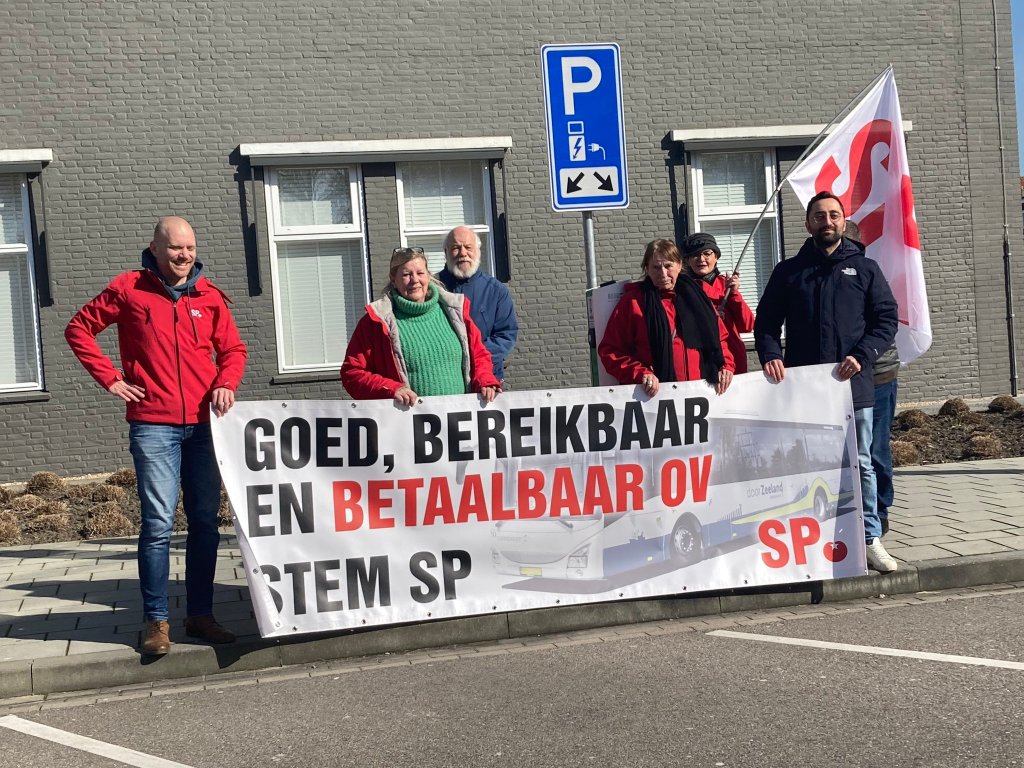 Dutch residents stand against cuts to public transit