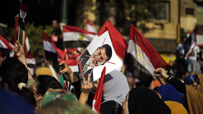 Egyptian deadline: President rejects army ultimatum to resolve conflicts within 48 hours