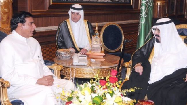 Saudi Arabia mulls buying nuclear weapons from Pakistan: Report