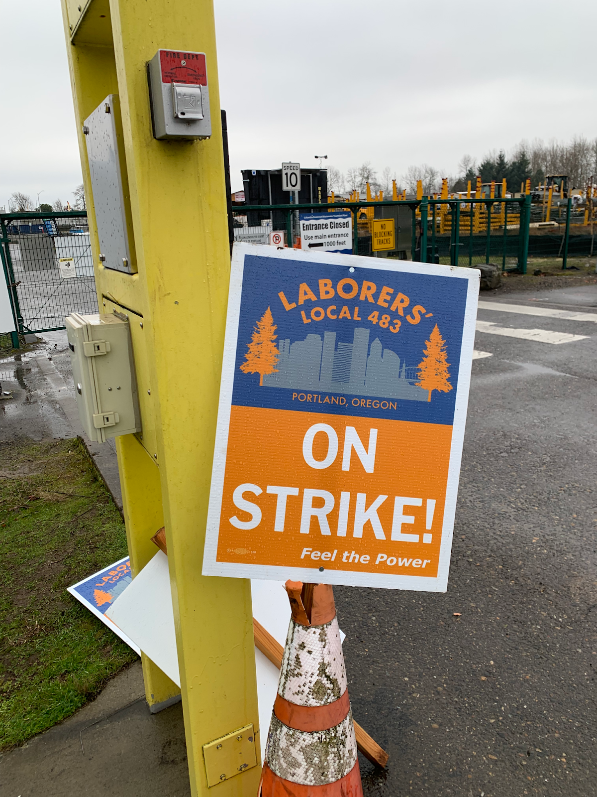 City of Portland workers on strike