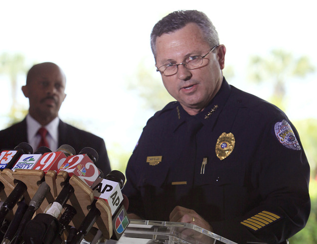 Police chief in Florida teen death case remains under scrutiny