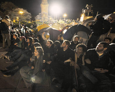 Judge throws out charges against Occupy Chicago protesters