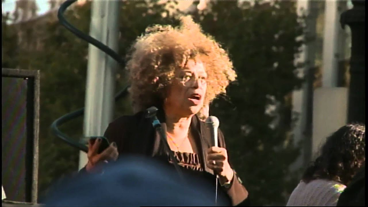 Video: Occupy Oakland Movement Tries to Flex Muscle With General Strike