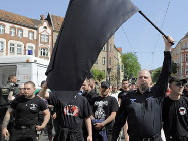 UN outlaws praising Nazis (Baltic states disagree)