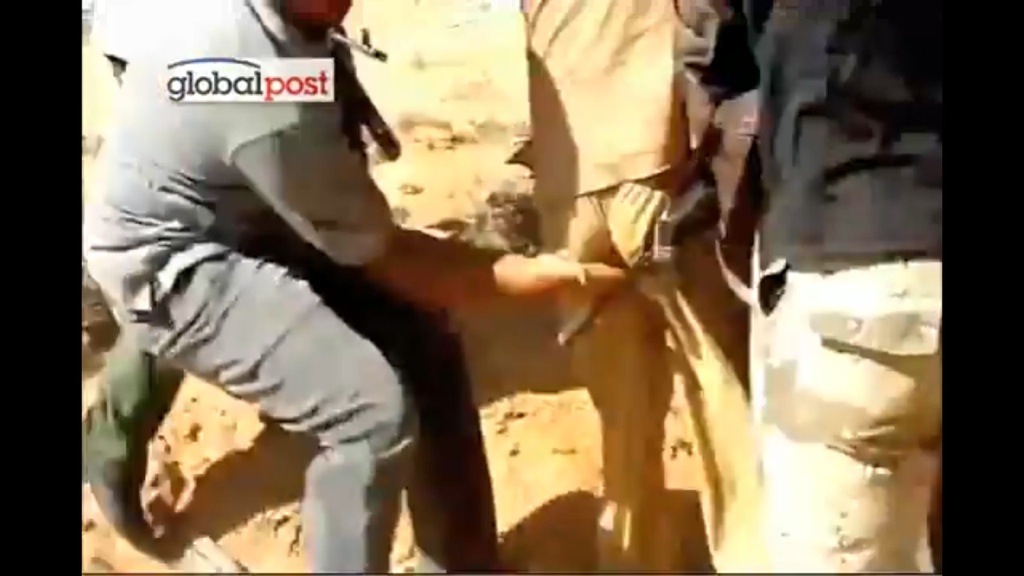 Gaddafi sodomized: Video shows abuse frame by frame (GRAPHIC)