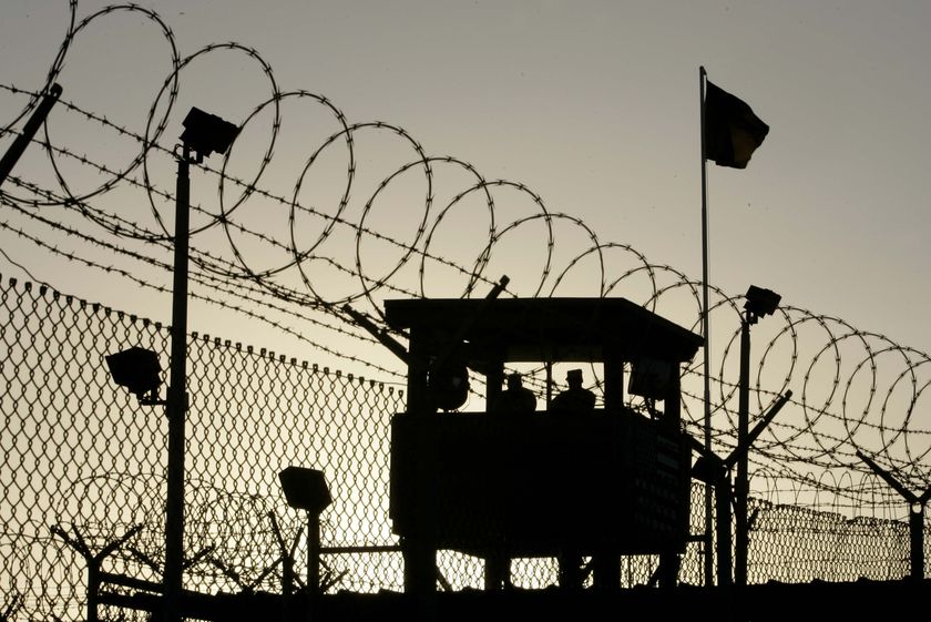 Obama Signs 2013 NDAA, Blocking Closure of Gitmo