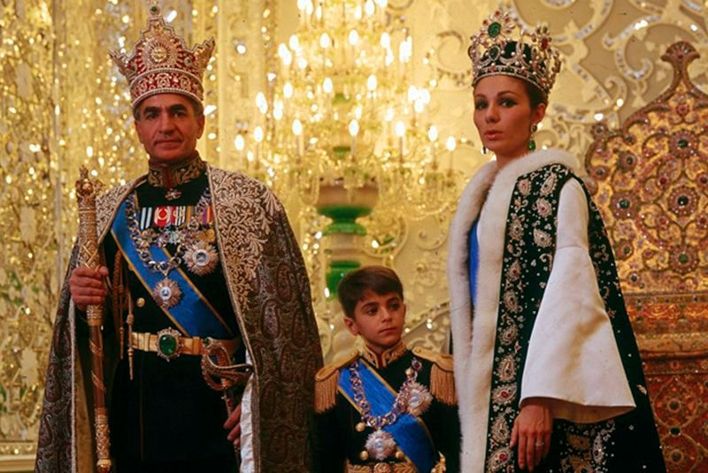 U.S. interference in Iran cannot fix political crisis