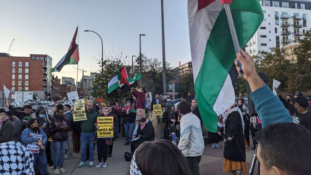Minnesotans march on Senator’s office, demand end to U.S. aid to Israel
